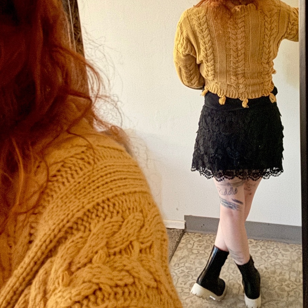 Mini Skirt American Rag Black Crochet Lace M | Boho Festival Stretch Waist